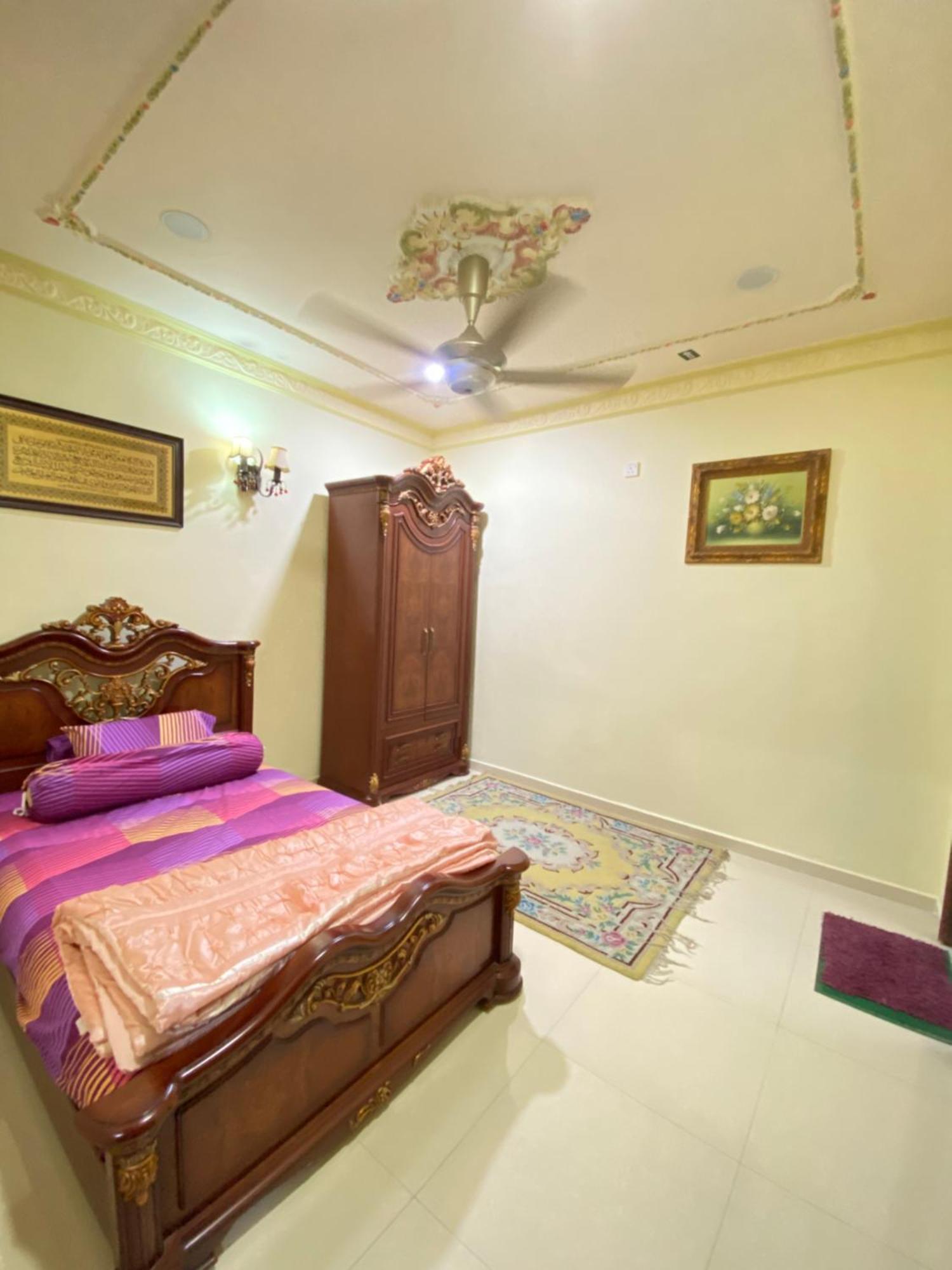 Nenda Homestay Kampong Baharu Cheras Batu Sa-Belas Eksteriør billede