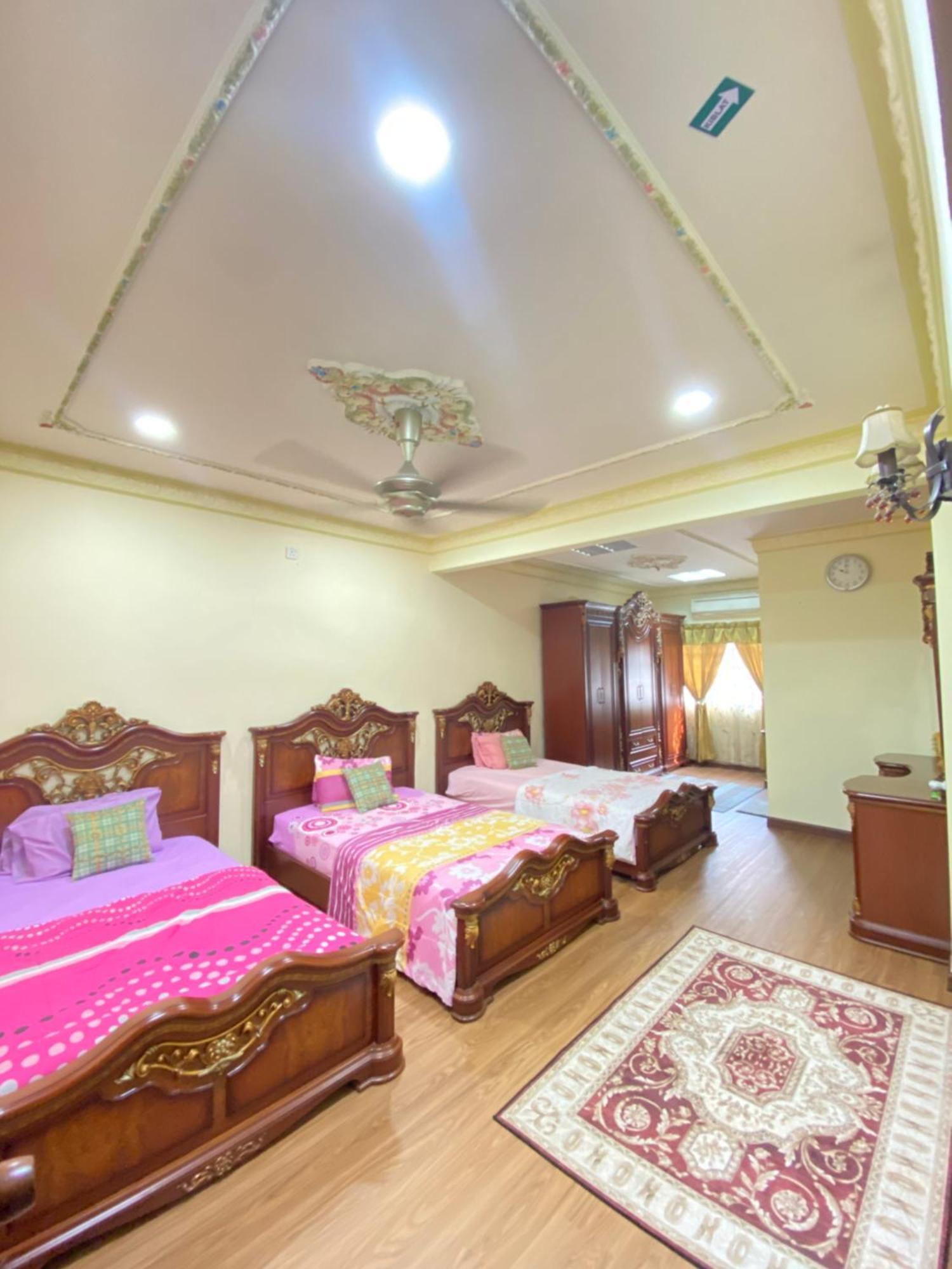 Nenda Homestay Kampong Baharu Cheras Batu Sa-Belas Eksteriør billede