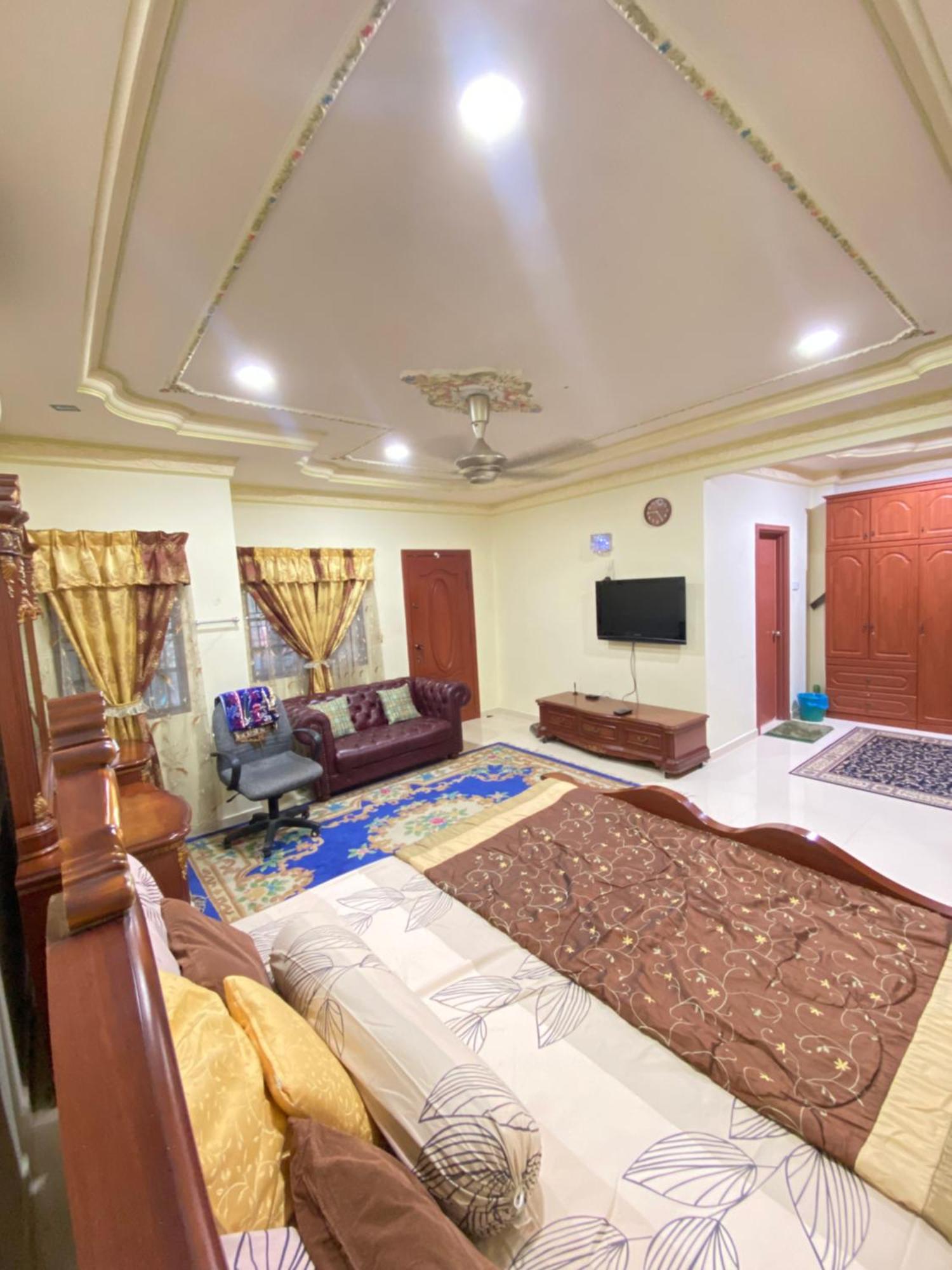 Nenda Homestay Kampong Baharu Cheras Batu Sa-Belas Eksteriør billede